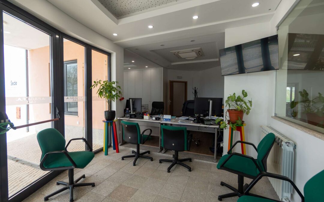 Ofertas de emprego também disponíveis no website